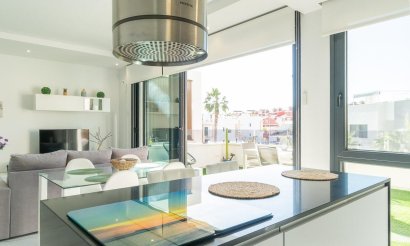 Resale - Townhouse - Orihuela Costa - Villamartin