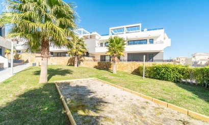Resale - Townhouse - Orihuela Costa - Villamartin