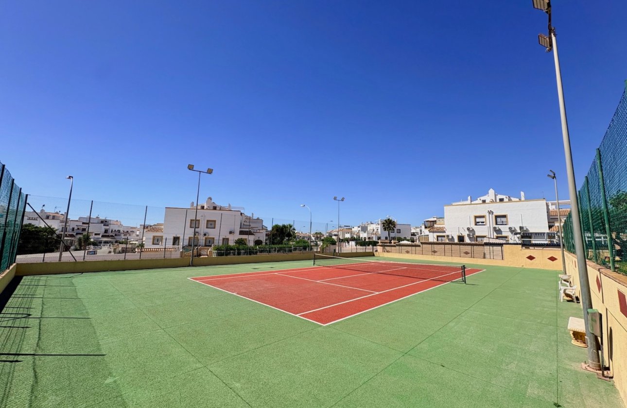 Resale - Apartment / flat - Orihuela Costa - Playa Flamenca