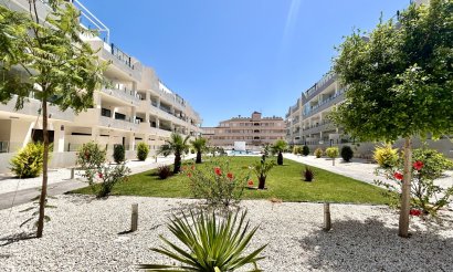 Resale - Apartment / flat - Orihuela Costa - Los Dolses