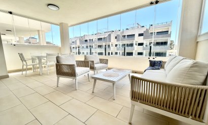 Resale - Apartment / flat - Orihuela Costa - Los Dolses