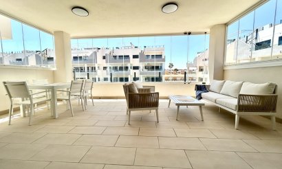 Resale - Apartment / flat - Orihuela Costa - Los Dolses