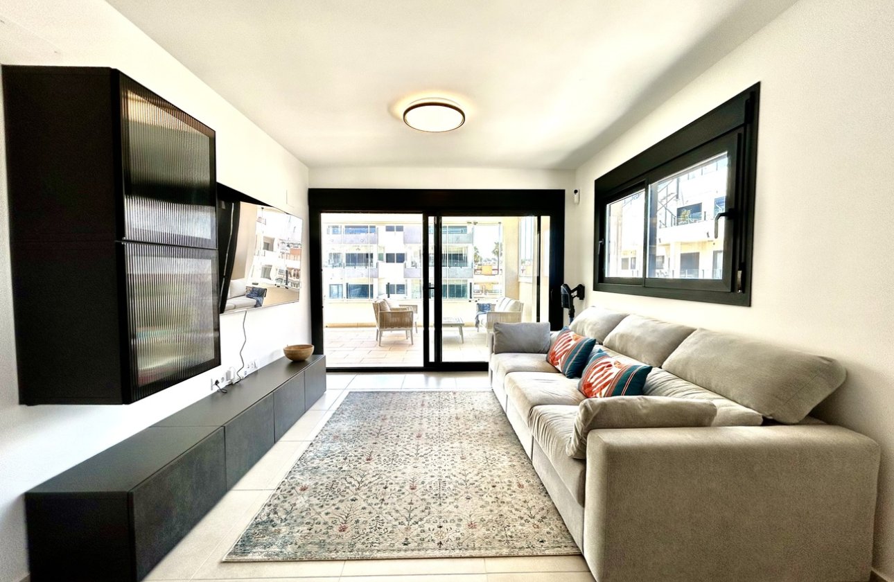Resale - Apartment / flat - Orihuela Costa - Los Dolses
