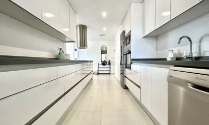 Resale - Apartment / flat - Orihuela Costa - Los Dolses