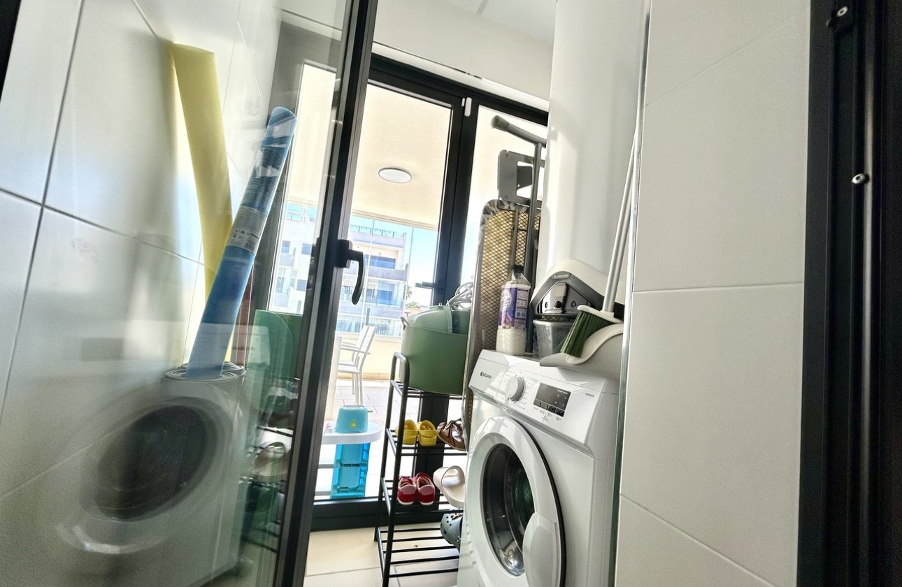 Resale - Apartment / flat - Orihuela Costa - Los Dolses