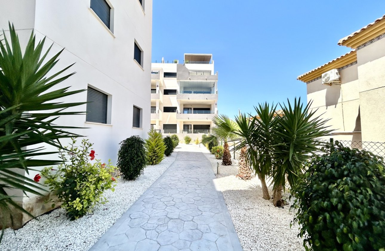 Resale - Apartment / flat - Orihuela Costa - Los Dolses