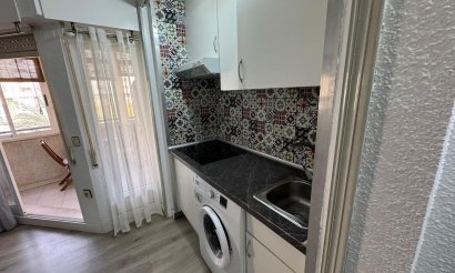 Reventa - Estudio - Torrevieja - Playa de Los Locos-Curva del Palangre