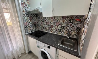 Reventa - Estudio - Torrevieja - Playa de Los Locos-Curva del Palangre