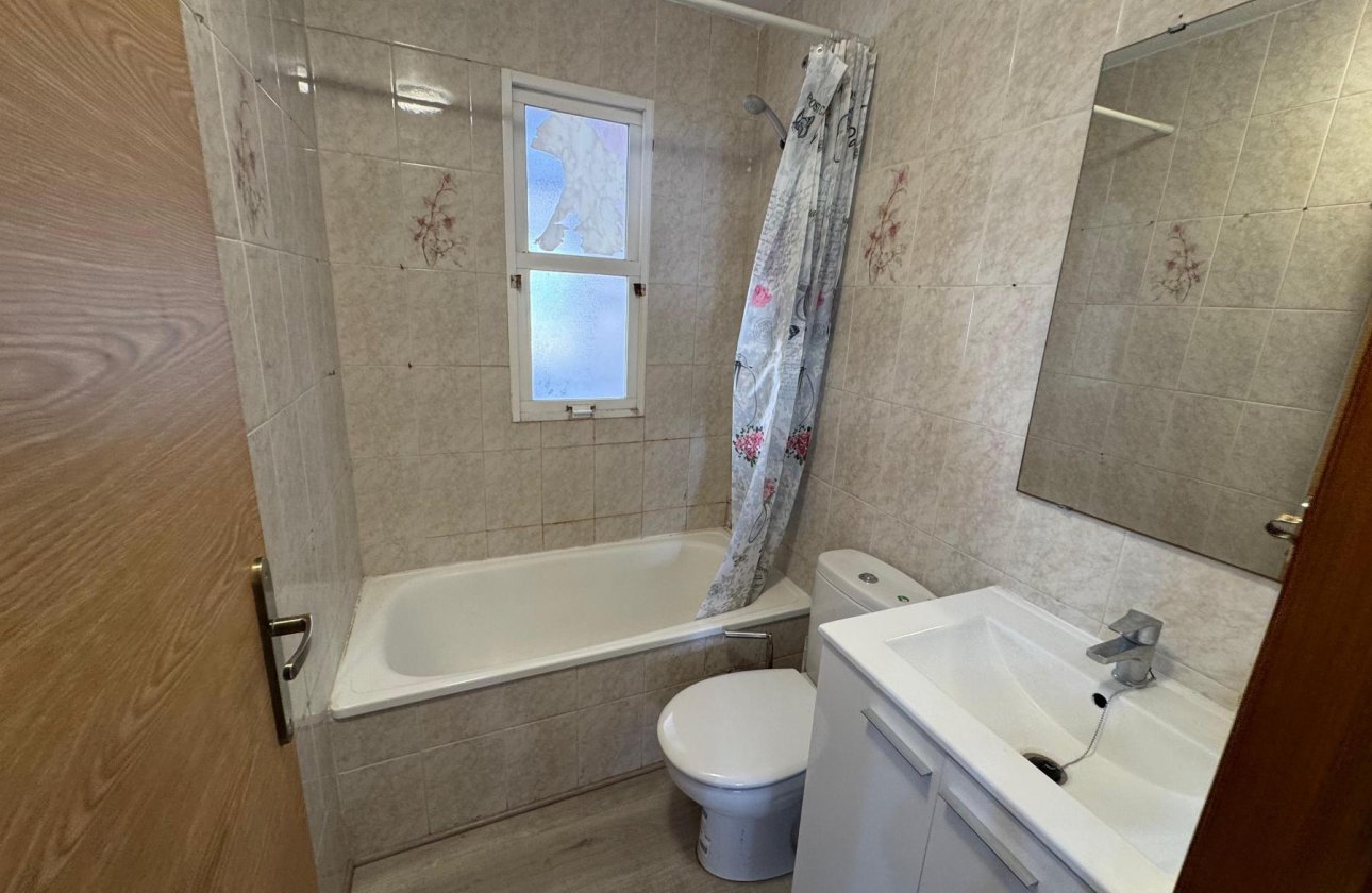 Reventa - Estudio - Torrevieja - Playa de Los Locos-Curva del Palangre