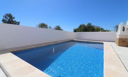 Reventa - Villa - San Miguel de Salinas - Lake View Mansions