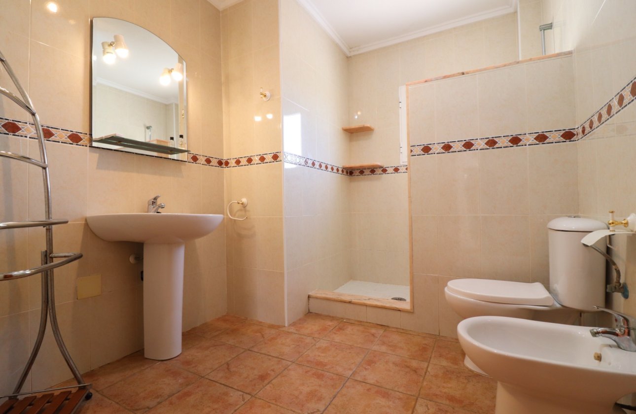 Reventa - Villa - San Miguel de Salinas - Lake View Mansions
