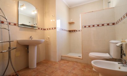 Reventa - Villa - San Miguel de Salinas - Lake View Mansions