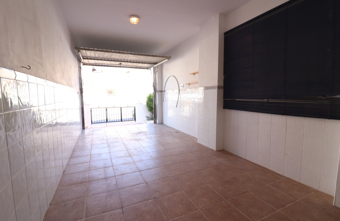 Reventa - Villa - San Miguel de Salinas - Lake View Mansions