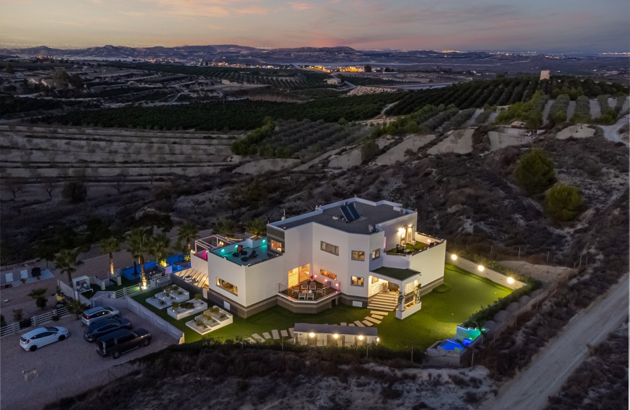 Revente - Villa - Orihuela Costa - Torremendo