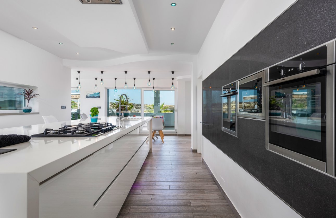 Revente - Villa - Orihuela Costa - Torremendo