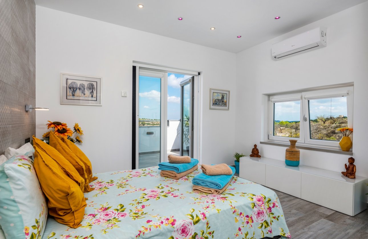 Revente - Villa - Orihuela Costa - Torremendo