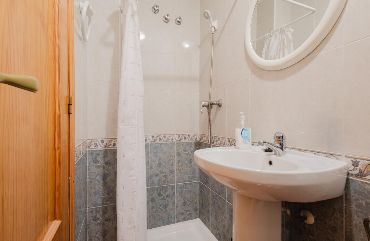 Reventa - Apartamento / piso - Torrevieja - Playa del Acequión