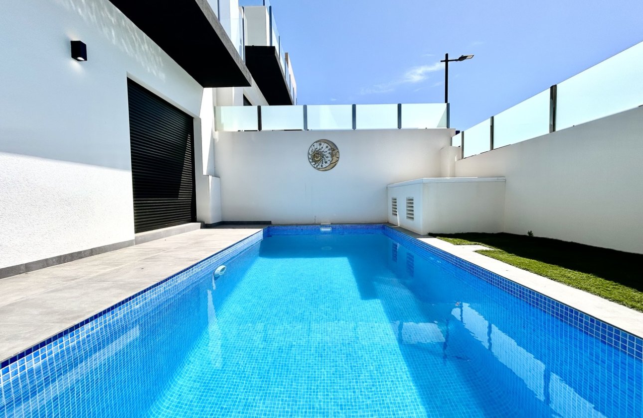 Revente - Villa - Orihuela Costa - Villamartin