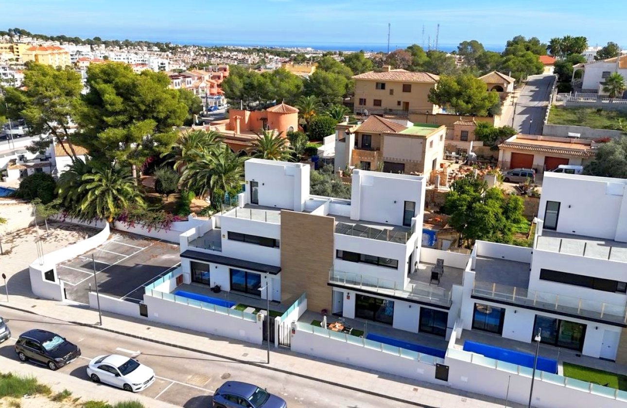 Revente - Villa - Orihuela Costa - Villamartin