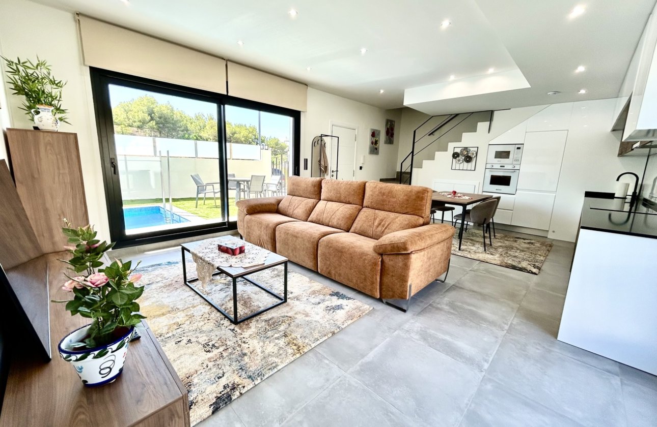 Revente - Villa - Orihuela Costa - Villamartin