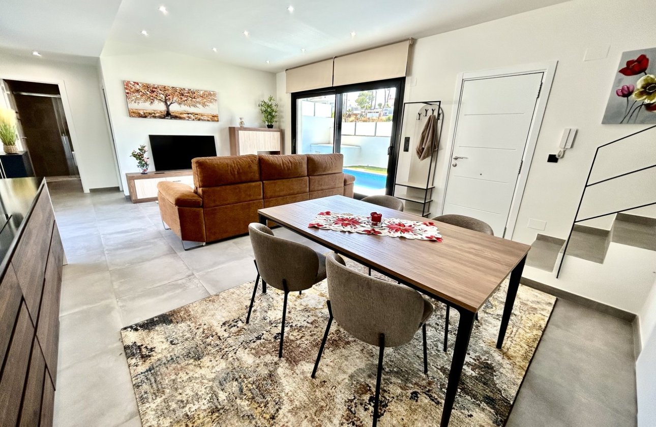 Revente - Villa - Orihuela Costa - Villamartin