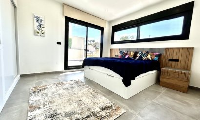 Revente - Villa - Orihuela Costa - Villamartin