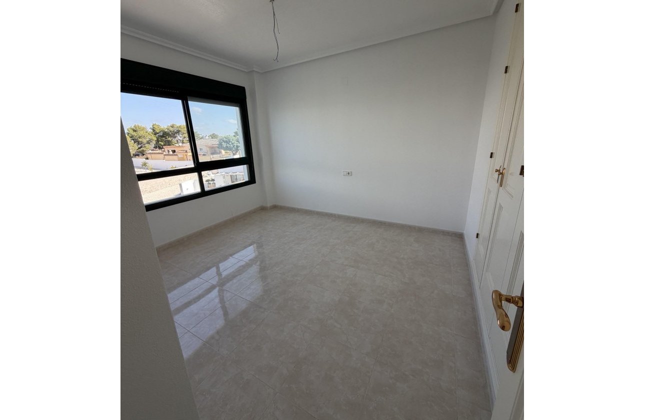 Obra nueva - Apartamento / piso - Orihuela Costa - Lomas de Campoamor