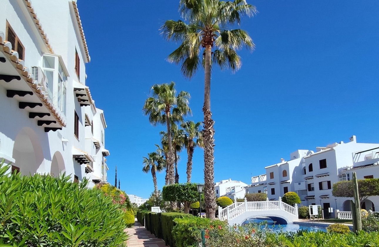 Resale - Bungalow - Ciudad Quesada