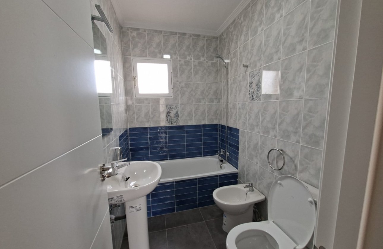 Reventa - Apartamento / piso - Orihuela Costa - Punta Prima