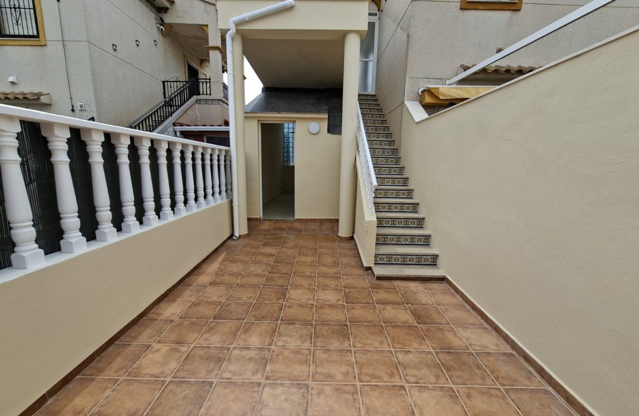 Reventa - Apartamento / piso - Orihuela Costa - Punta Prima