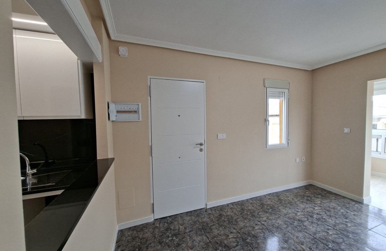 Reventa - Apartamento / piso - Orihuela Costa - Punta Prima