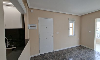 Reventa - Apartamento / piso - Orihuela Costa - Punta Prima