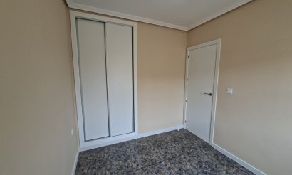 Reventa - Apartamento / piso - Orihuela Costa - Punta Prima