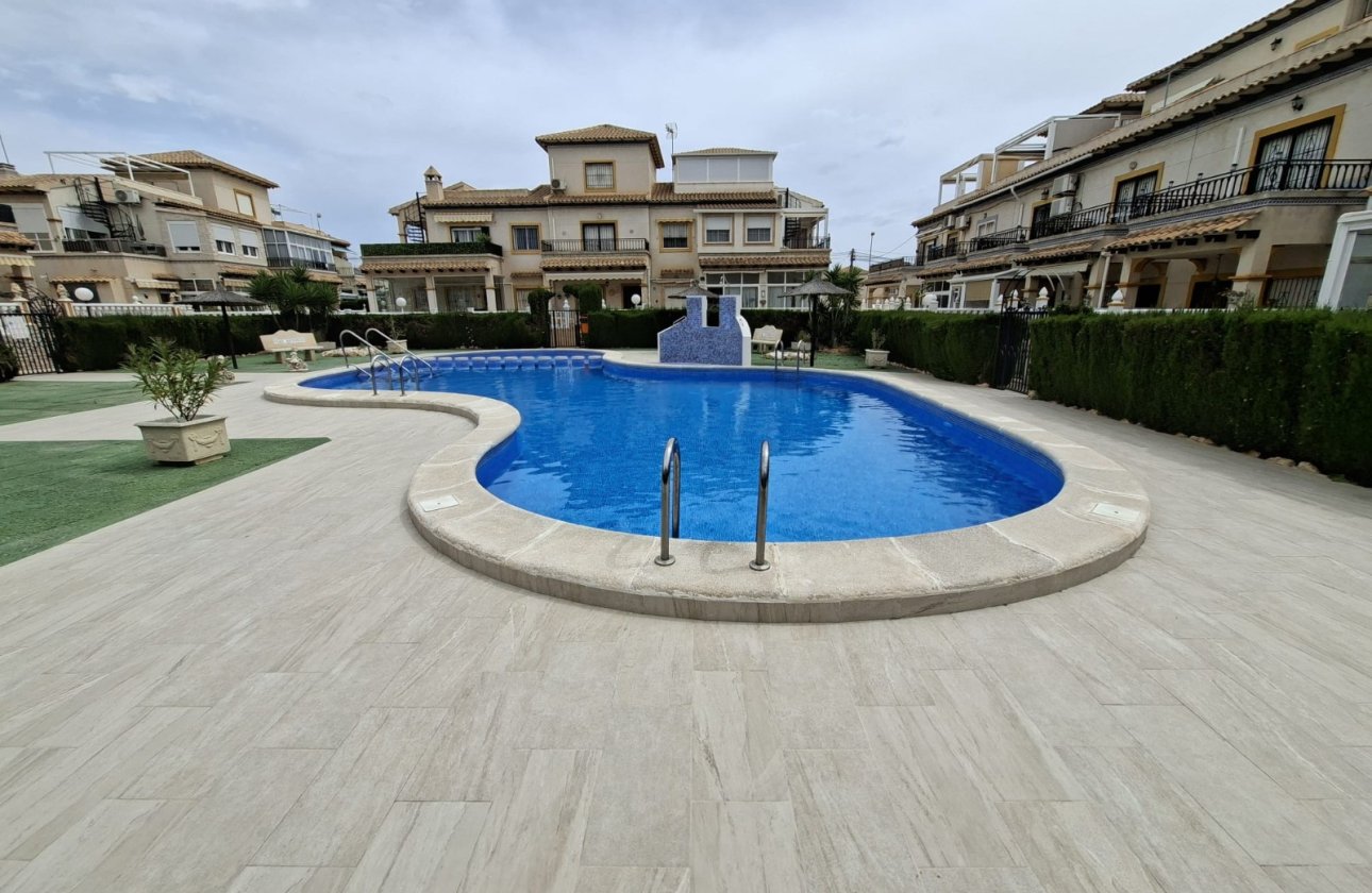 Reventa - Apartamento / piso - Orihuela Costa - Punta Prima