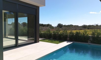 Obra nueva - Villa - Pilar de la Horadada - Roda Golf