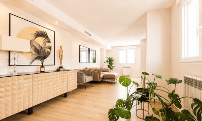 Resale - Villa - Dehesa de Campoamor - Campoamor