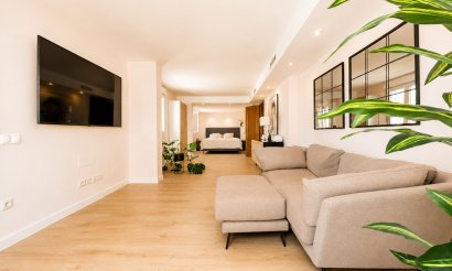 Resale - Villa - Dehesa de Campoamor - Campoamor