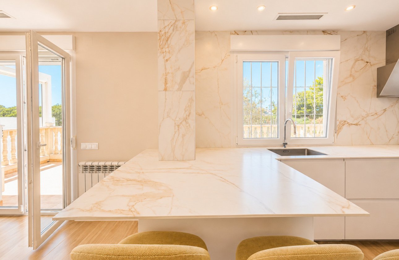 Resale - Villa - Dehesa de Campoamor - Campoamor