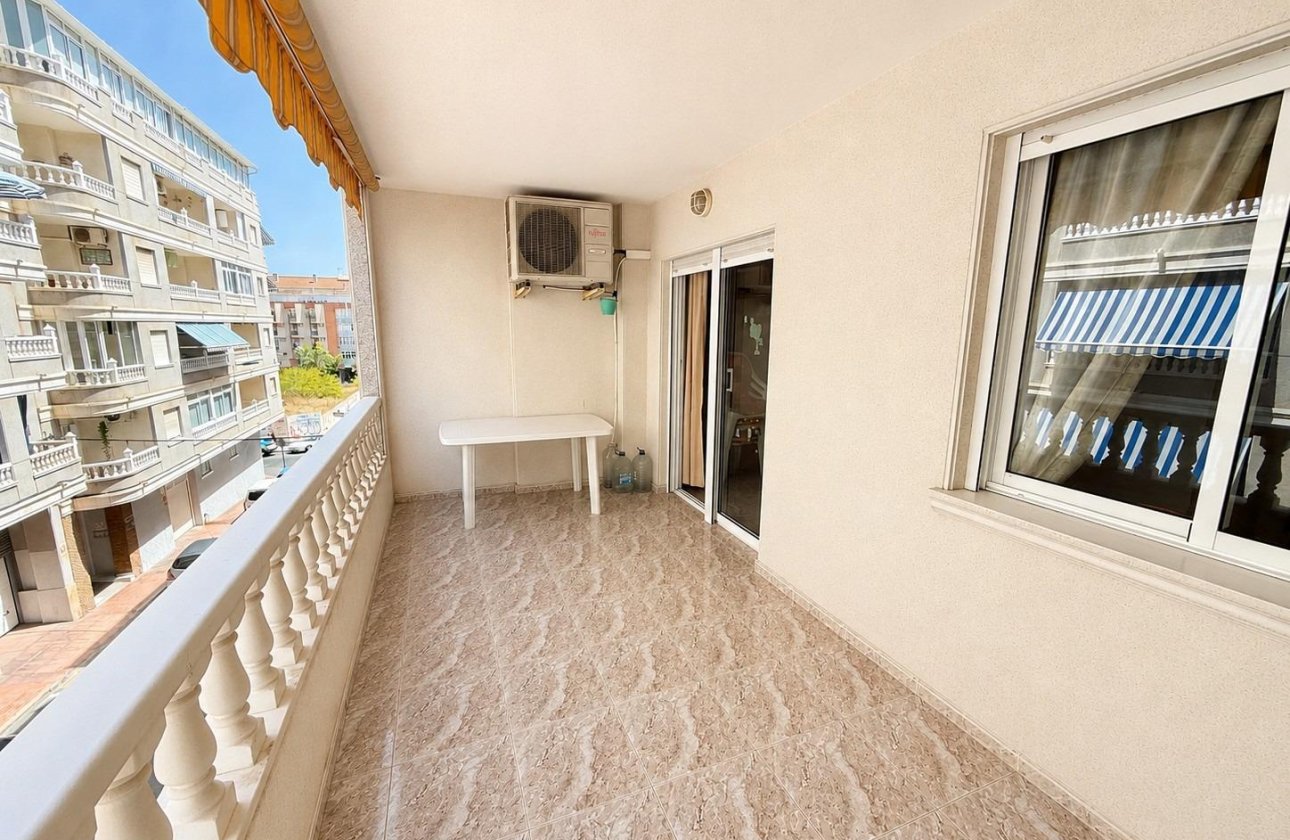Reventa - Apartamento / piso - Torrevieja - Playa del Cura