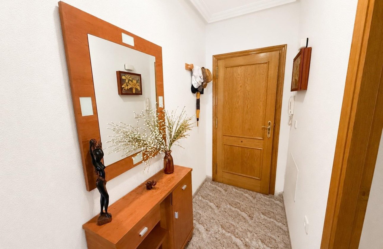 Reventa - Apartamento / piso - Torrevieja - Playa del Cura