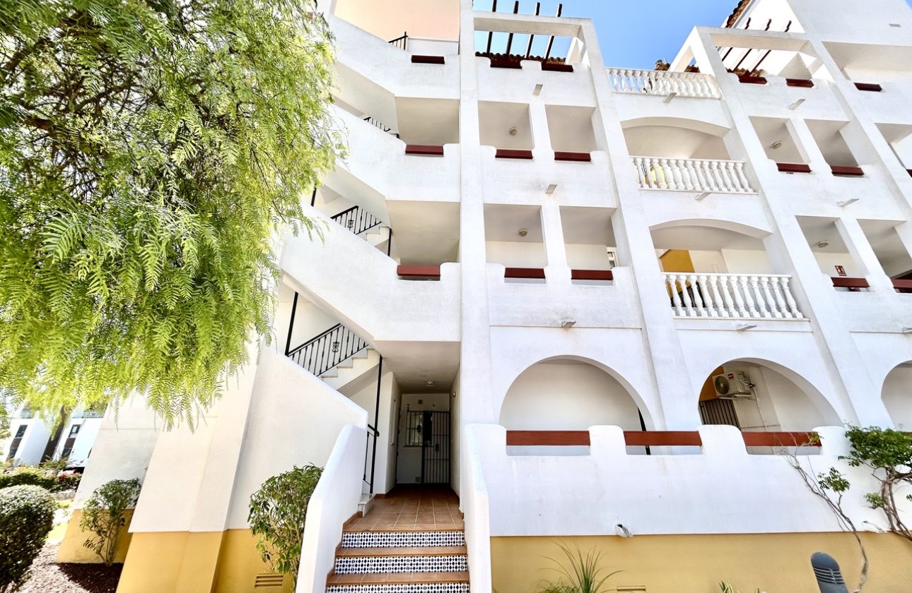 Resale - Apartment / flat - Villamartin