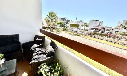 Resale - Apartment / flat - Villamartin