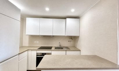Resale - Apartment / flat - Villamartin