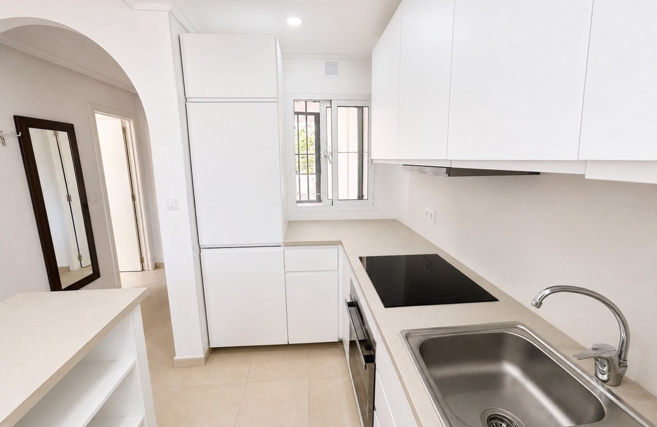 Resale - Apartment / flat - Villamartin