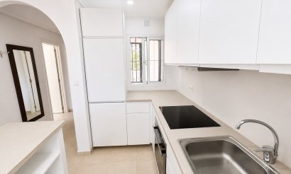 Resale - Apartment / flat - Villamartin