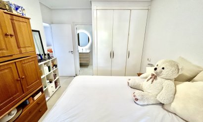 Resale - Apartment / flat - Villamartin