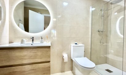 Resale - Apartment / flat - Villamartin