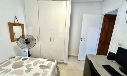 Resale - Apartment / flat - Villamartin