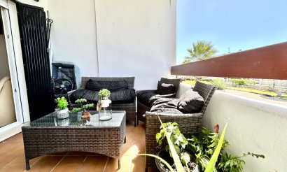 Resale - Apartment / flat - Villamartin