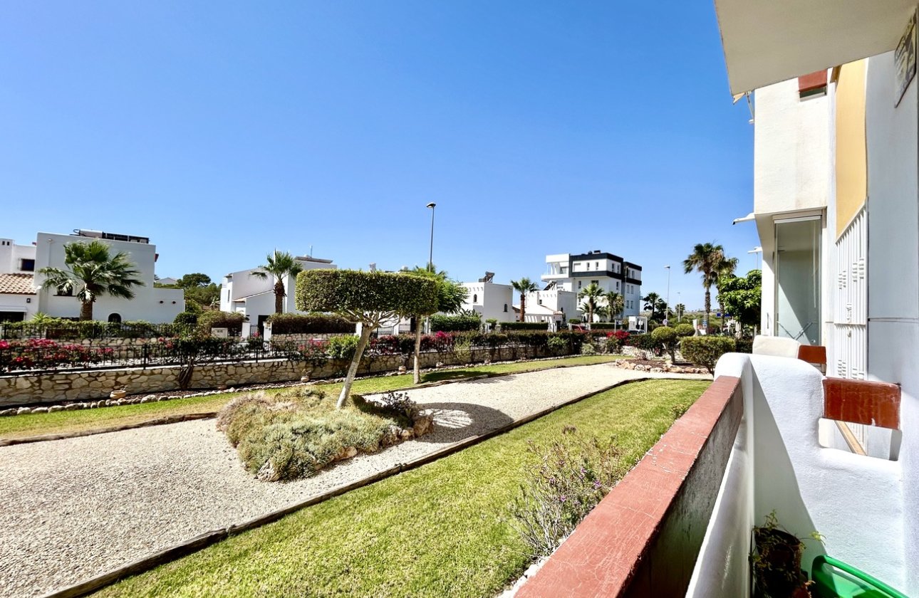 Resale - Apartment / flat - Villamartin